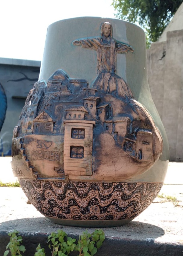 Escultura ceramica